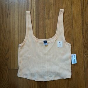 Cropped ribbed tank top